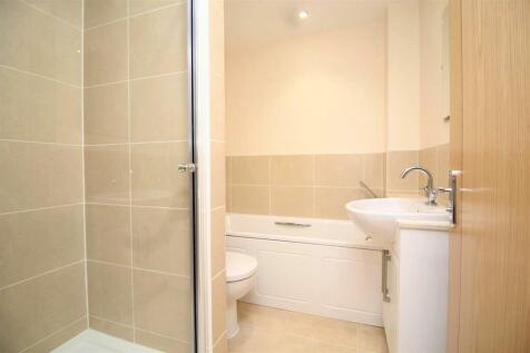 ensuite.jpg
