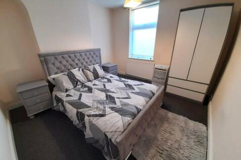 bedroom 1.jpeg