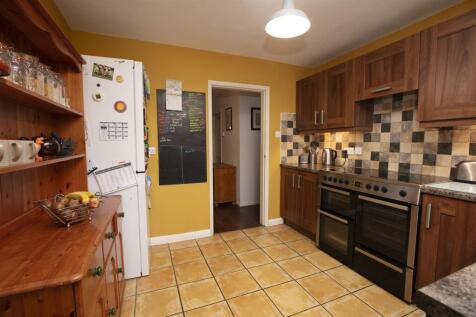 Kitchen_03.jpg