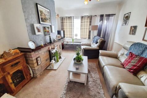 pbox-living_room-313541.jpg