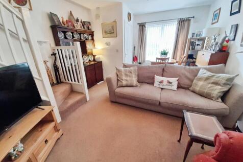 pbox-living_room-313811.jpg