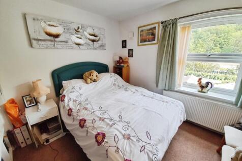 pbox-bedroom-313811.jpg