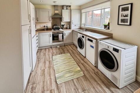 pbox-kitchen-321273.jpeg