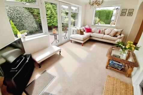 pbox-living_room-323136.jpg