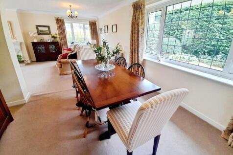 pbox-dining_room-323136.jpg