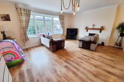 pbox-living_room-326242.jpg