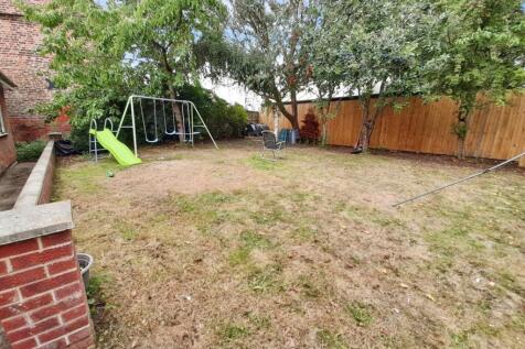 pbox-garden-326242.jpg
