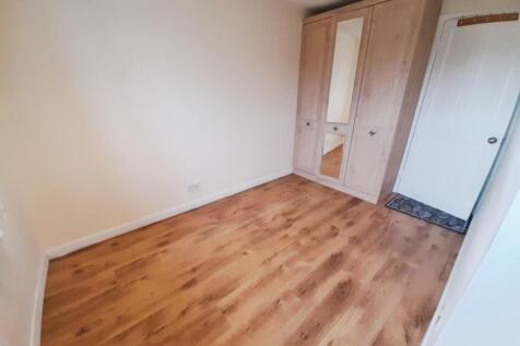 pbox-bedroom-333158.jpg