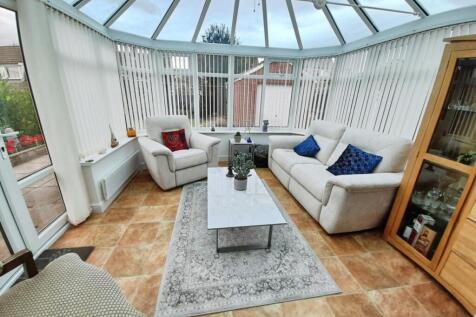 pbox-living_room-334040.jpg