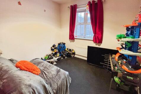pbox-bedroom-337748.jpeg
