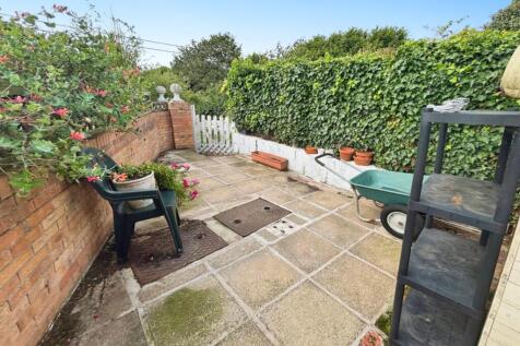 pbox-garden-338184.jpeg