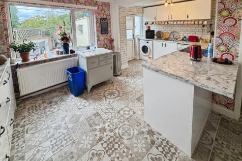 pbox-kitchen-338184.jpeg