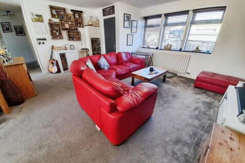 pbox-living_room-343370.jpg