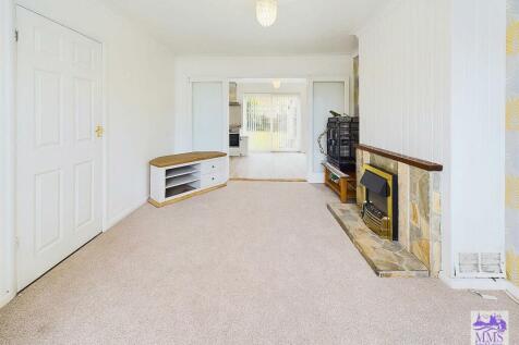 CAM02633G0-PR0199-STILL005.jpg