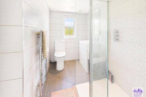 edited ensuite.jpg
