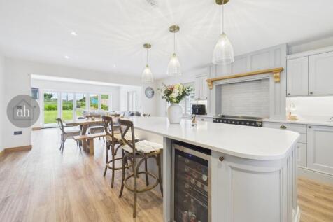 Kitchen/Dining/Family Room