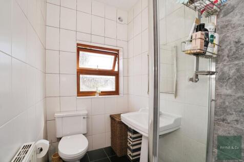 First Floor Shower/WC