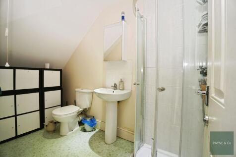 First Floor Bathroom/WC