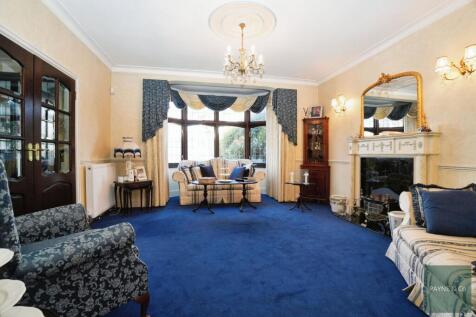Through Lounge