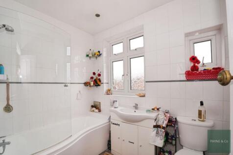 First Floor Bathroom/WC