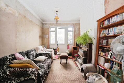Through Lounge