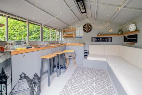 interior044.jpg