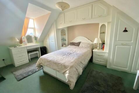 bedroom.jpg