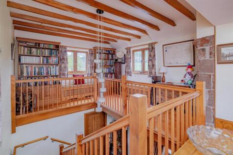 interior28.jpg