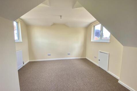 10 Cedars Drive-5.jpg