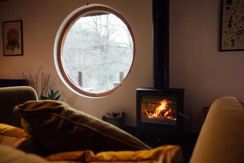 Cosy Int.jpg