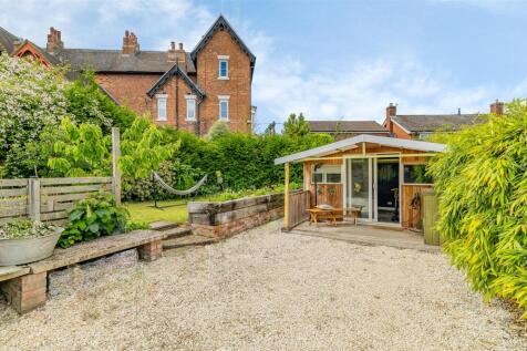 Summerhouse.jpg