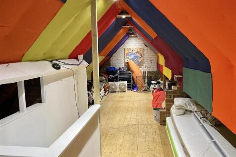 1 Cruckton Close-5.jpg