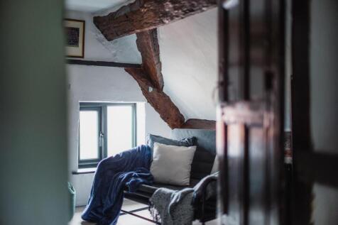 interior41.jpg