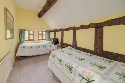 interior25.jpg