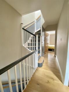 34 moreton crescent -9.jpg