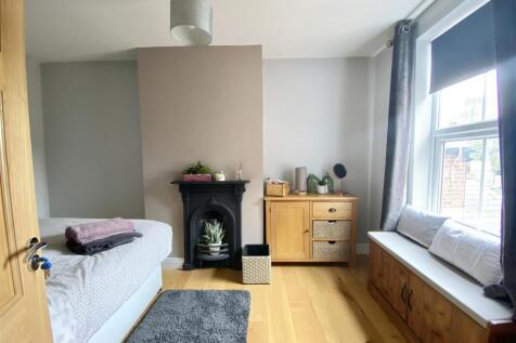 34 moreton crescent -8.jpg