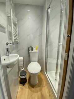 34 moreton crescent -2.jpg