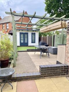 34 moreton crescent -17.jpg