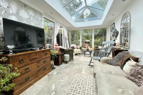 44 Belvidere Ave-14.jpg