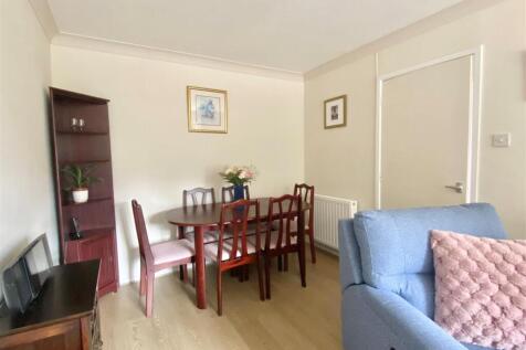 dining room 2.jpg