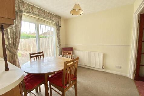 2 Ashfields Rd-10.jpg
