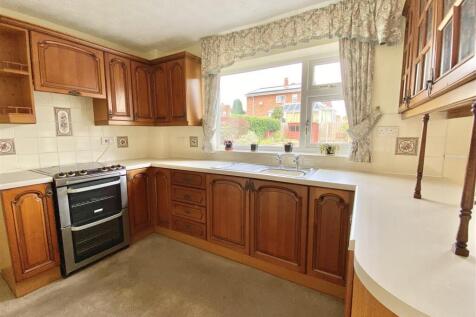 2 Ashfields Rd-7.jpg