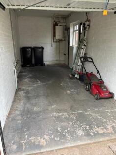 Garage.jpg