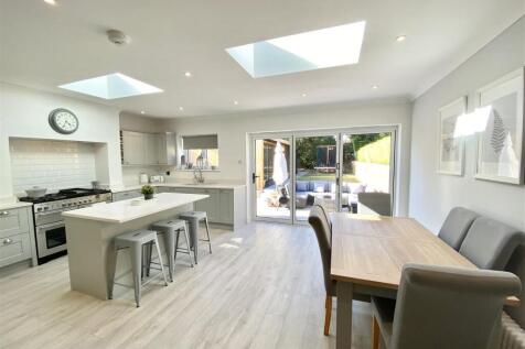 54 Mytton Oak Rd-7.jpg