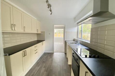 74 copthorne Park-3.jpg