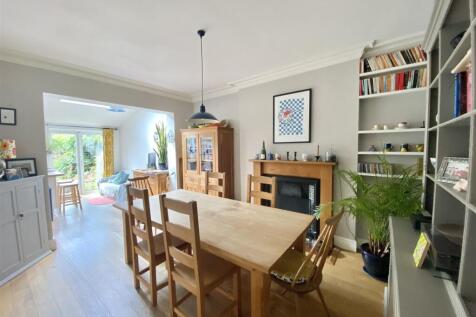 6 Coton Crescent -11.jpg