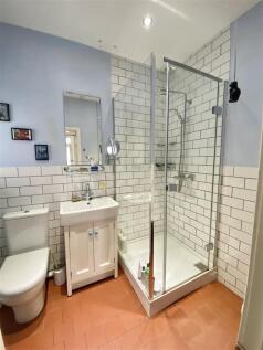 6 Coton Crescent -14.jpg