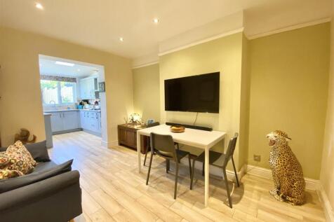 51 Woodfield Rd-7.jpg
