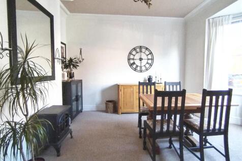 dining room 1.jpg