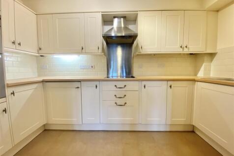 14 Radbrook House-3.jpg